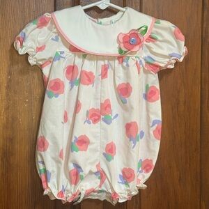 Vintage Floral Bubble Romper with Peter Pan Collar Size 6-9 Months